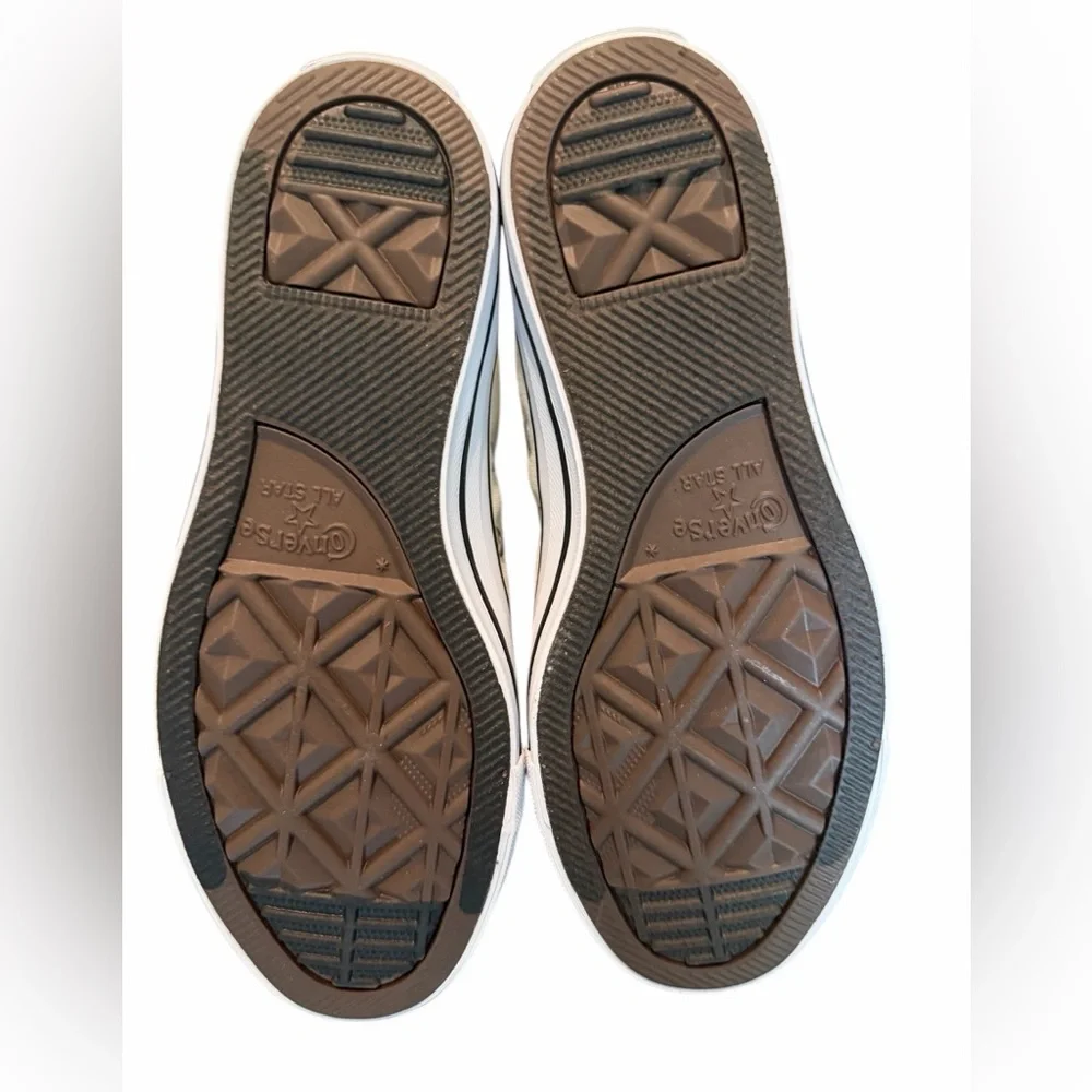 NWOT Converse Chuck Taylor All Star Butterflies Sneakers - Picture 6 of 13